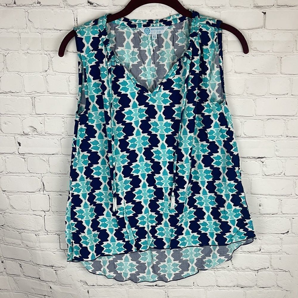 Escapada Living Patterned Tank - Picture 3 of 6